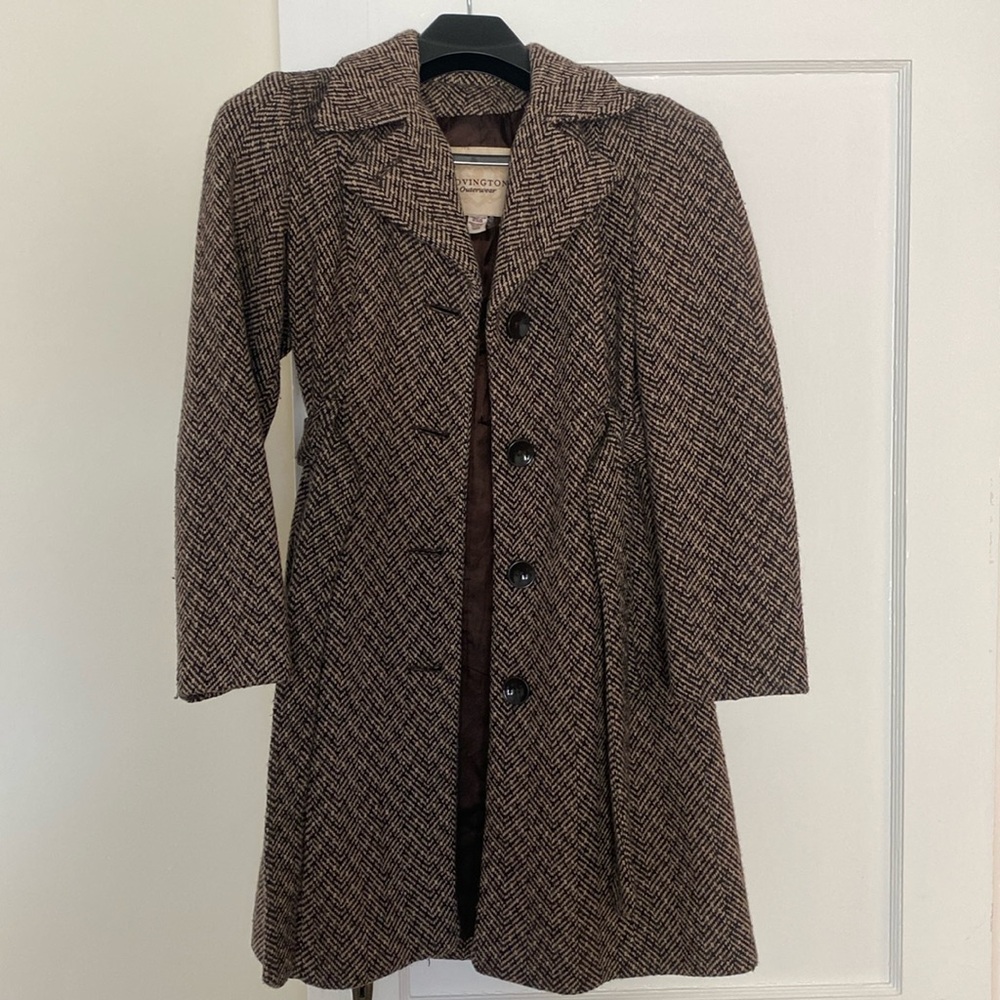Covington wool coat. Brown and tan pattern. Size small S